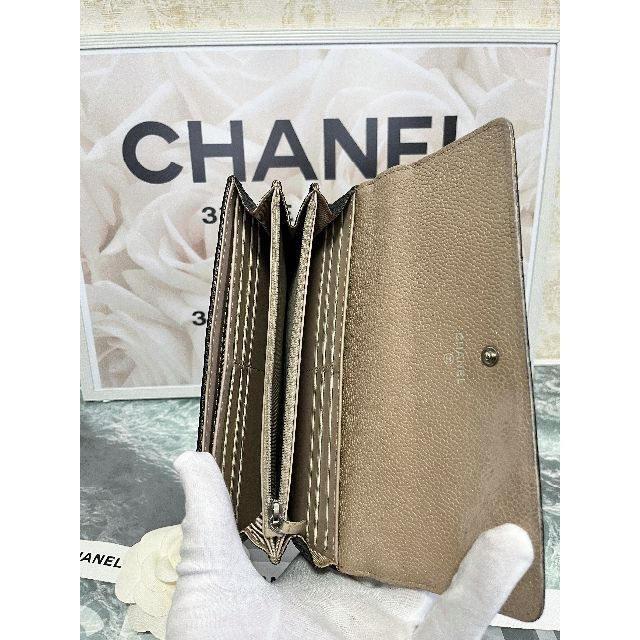 CHANEL(シャネル)の☆正規超美品☆シャネル　マトラッセ　キャビアスキン　フラップ長財布　ブラック レディースのファッション小物(財布)の商品写真