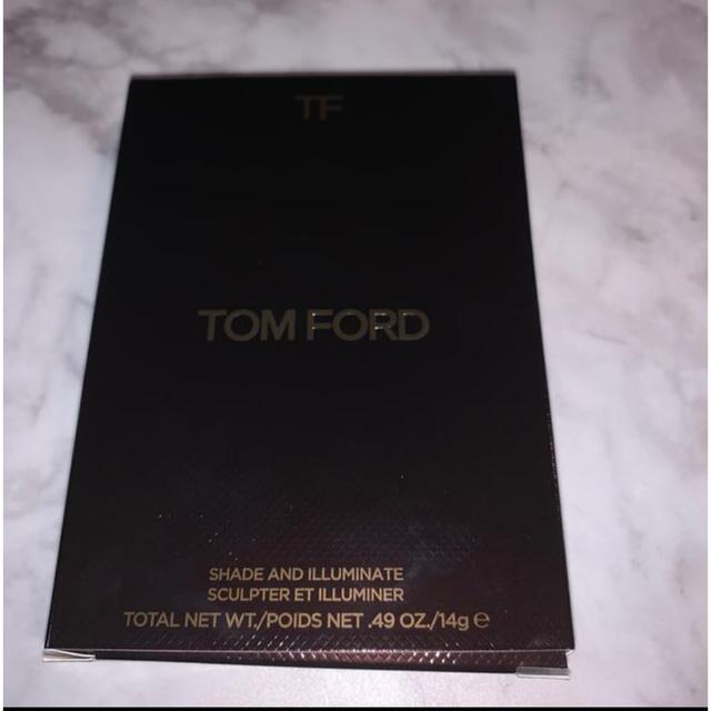 TOM FORD(トムフォード)のトムフォード　シェイド アンド イルミネイト　フェースカラー01 コスメ/美容のベースメイク/化粧品(フェイスカラー)の商品写真