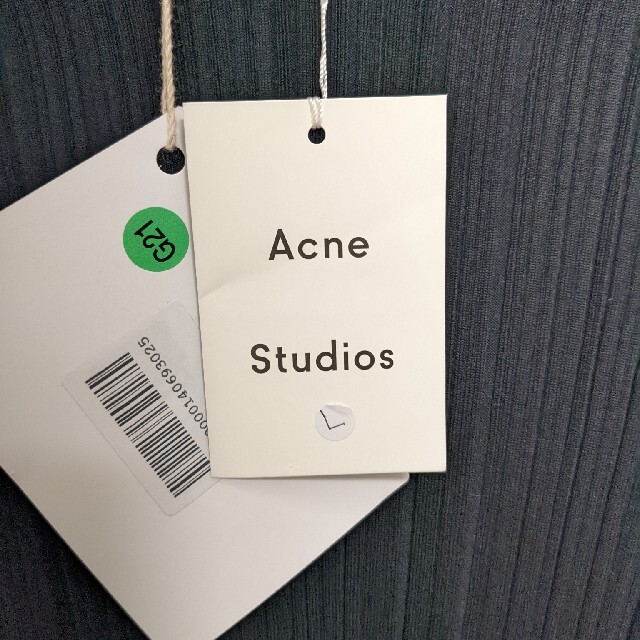 ACNE(アクネ)の【期間限定値下げ】アクネ acne リブニット レディースのトップス(ニット/セーター)の商品写真