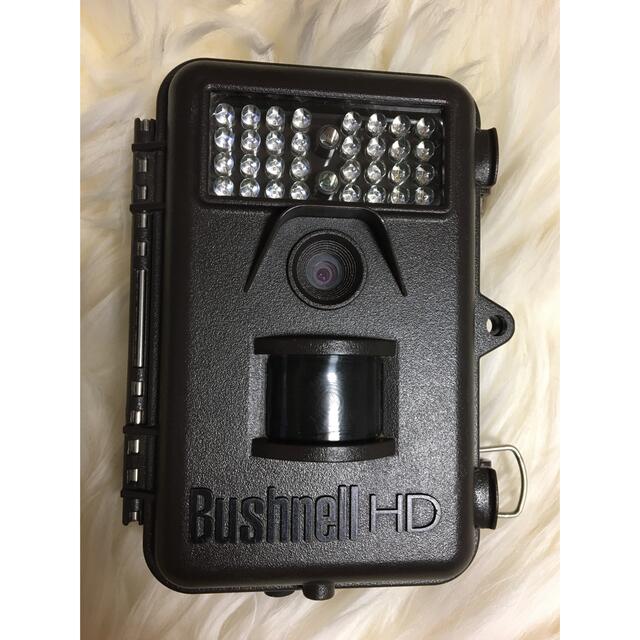 格安☆Bushnell  Trophy Camera トレイルカメラ スマホ/家電/カメラのスマホ/家電/カメラ その他(防犯カメラ)の商品写真