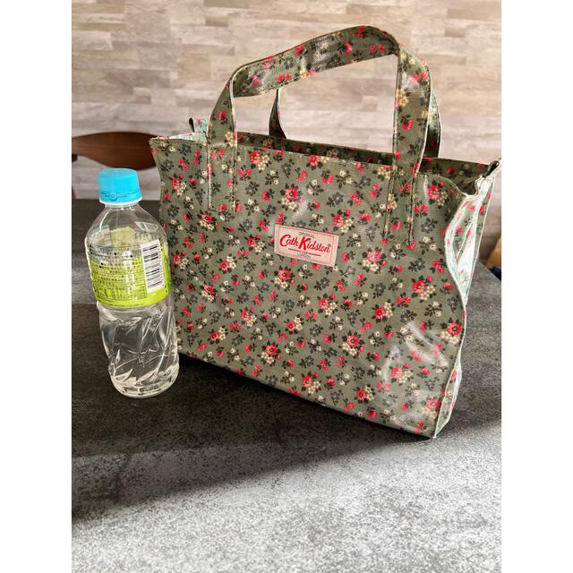 Cath Kidston(キャスキッドソン)のキャスキッドソン　キャリーオールバッグ レディースのバッグ(トートバッグ)の商品写真