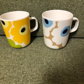 マリメッコ(marimekko)のマリメッコ　マグカップ　ペア　ベージュ(グラス/カップ)