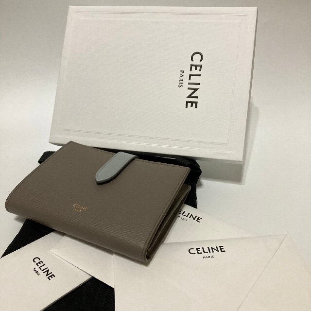celine(セリーヌ)のセリーヌ ミディアムストラップ レザー 財布 ペブル レディースのファッション小物(財布)の商品写真