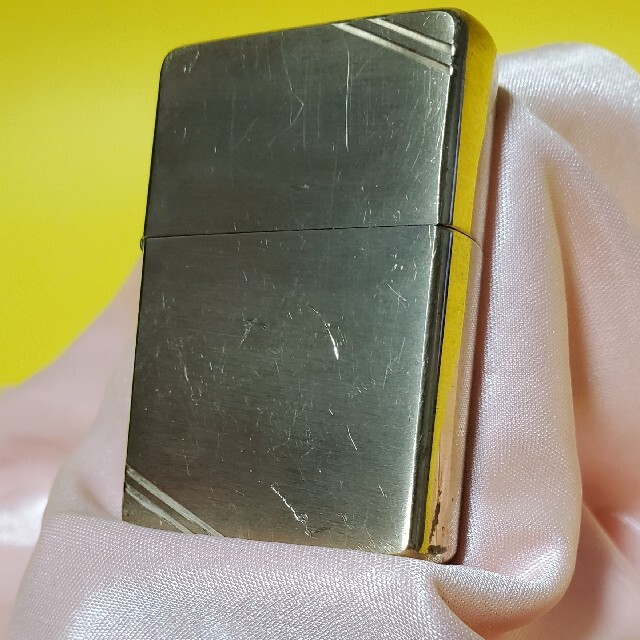 ZIPPO(ジッポー)のgood boy様　　ZIPPO  ジッポー　オイルライター　ゴールド　未使用品 メンズのファッション小物(タバコグッズ)の商品写真