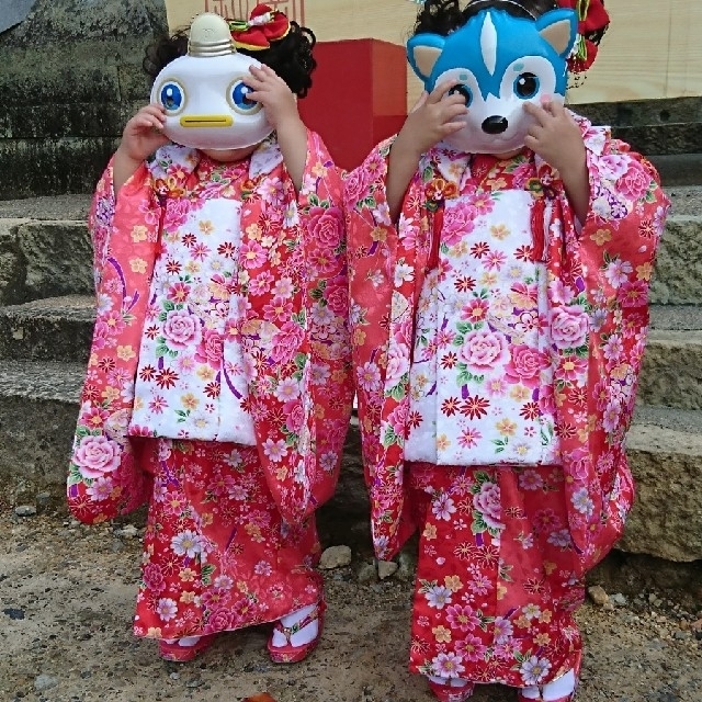 七五三☆ひな祭り☆3歳☆着物セット☆被布☆下駄15-16☆モダン柄☆赤