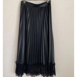 ザラ(ZARA)のZARA フェイクレザープリーツスカート(ロングスカート)