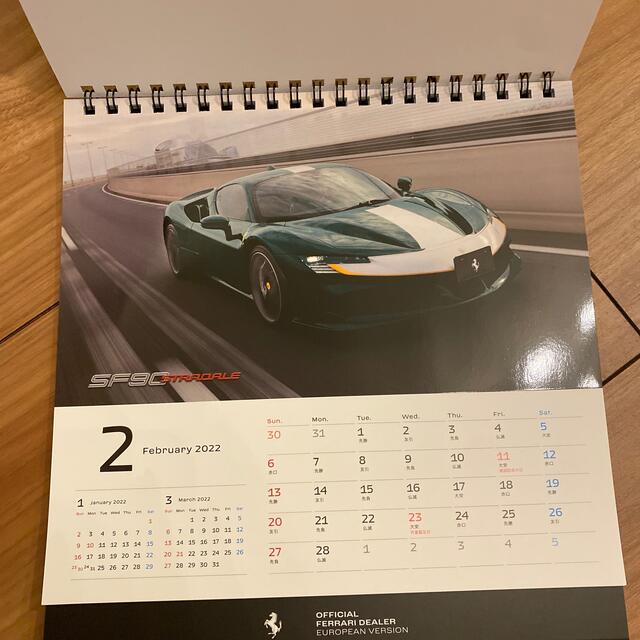 Ferrari(フェラーリ)のフェラーリ　卓上カレンダー　2022 インテリア/住まい/日用品の文房具(カレンダー/スケジュール)の商品写真