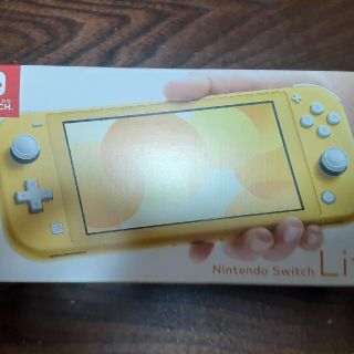 ニンテンドウ(任天堂)のNintendo Switch LITE イエロー　本日限定価格です！(家庭用ゲーム機本体)