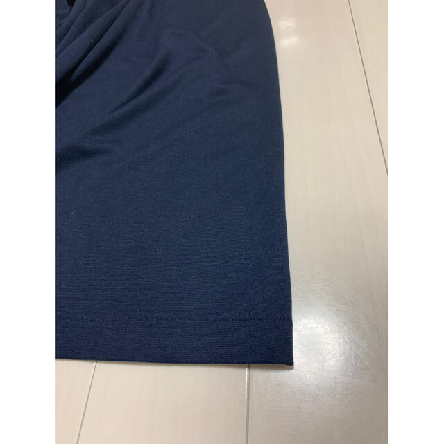 UNIQLO(ユニクロ)のユニクロ　ガウチョパンツ　フレアパンツ　紺色　ネイビー　S レディースのパンツ(カジュアルパンツ)の商品写真