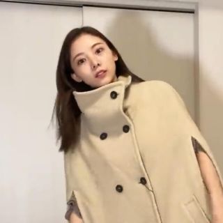 ザラ(ZARA)のzara ケープコート(ポンチョ)