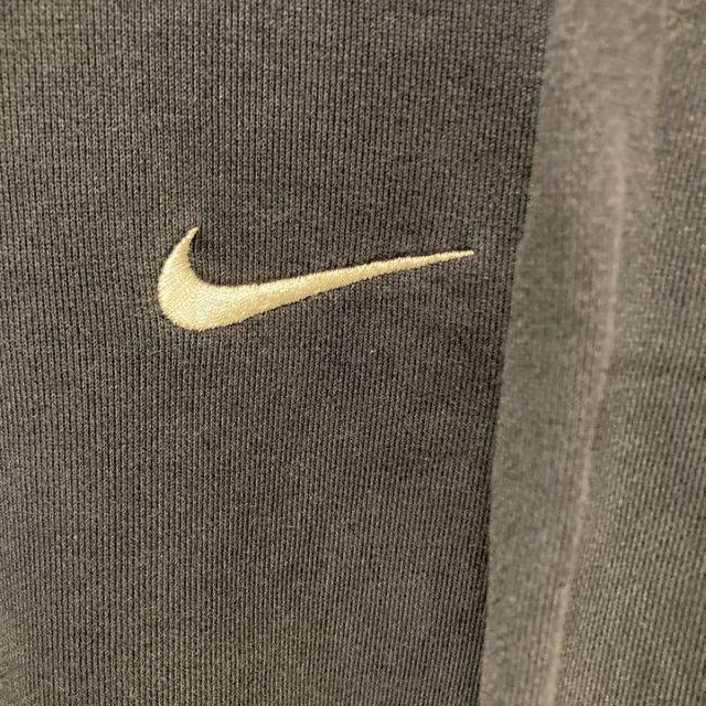 NIKE   定番NIKE ナイキ スウェット ネイビー 紺タグ 刺繍ロゴ Mの