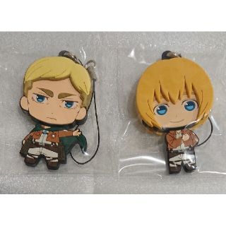 グッドスマイルカンパニー(GOOD SMILE COMPANY)のぴくたむ エルヴィン&アルミン セット(ストラップ)