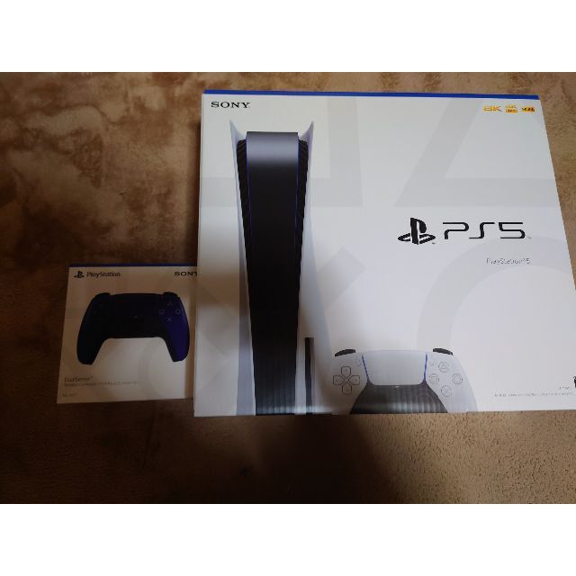 PlayStation(プレイステーション)のPS5本体　パープルコントローラーセット エンタメ/ホビーのゲームソフト/ゲーム機本体(家庭用ゲーム機本体)の商品写真