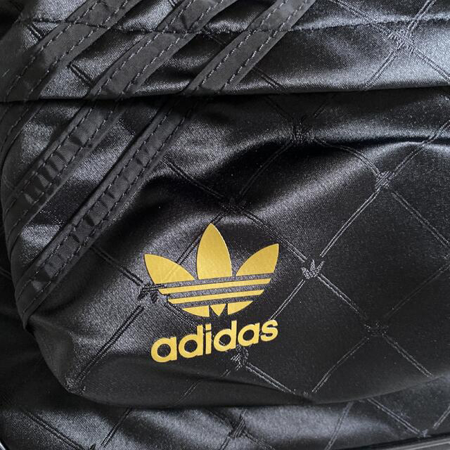 adidas(アディダス)のアディダスオリジナルス　リュック レディースのバッグ(リュック/バックパック)の商品写真