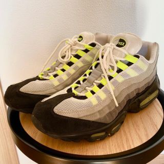 ナイキ(NIKE)のナイキ　エアマックス 95  ネオンイエロー(スニーカー)