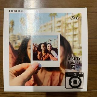 未使用　FUJIFILM チェキ SQUARE SQ6 パールホワイト(フィルムカメラ)