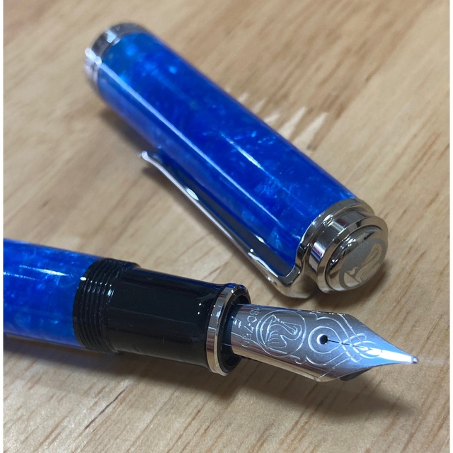 【値下げ】Pelikanペリカン万年筆スーベレーンM805 ヴァイブラントブルー