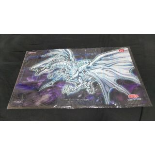 ユウギオウ(遊戯王)の【遊戯王】青眼の亜白竜 プレイマット 新品未開封(カードサプライ/アクセサリ)