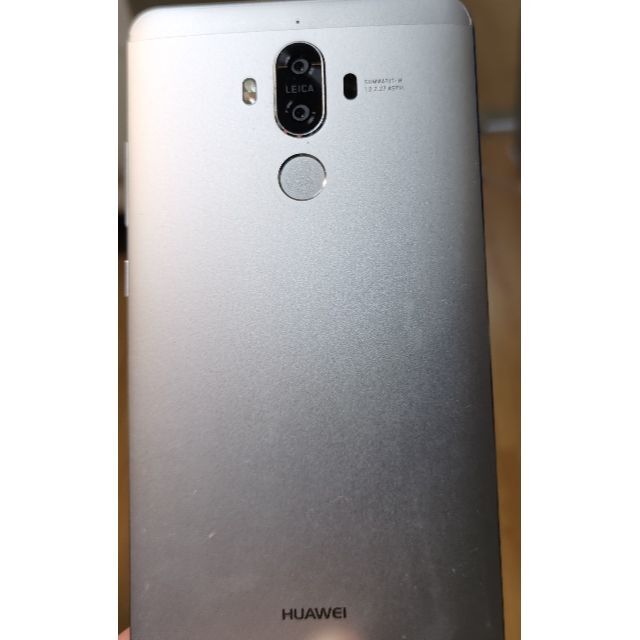 HUAWEI(ファーウェイ)のHUAWEI Mate 9 Silver 64 GB SIMフリー スマホ/家電/カメラのスマートフォン/携帯電話(スマートフォン本体)の商品写真