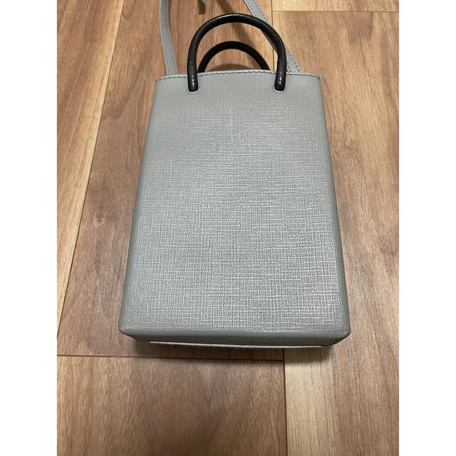 balenciaga フォンホルダー 4