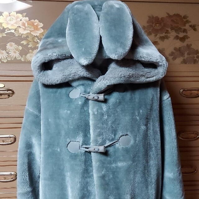 one spo(ワンスポ)のワンスポ ラピたんファーコート レディースのジャケット/アウター(毛皮/ファーコート)の商品写真