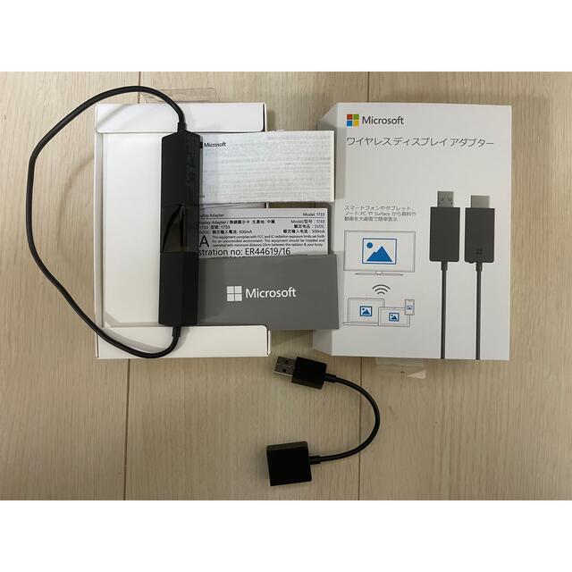 Microsoft(マイクロソフト)のMicrosoft ワイヤレスディスプレイアダプター P3Q-00009 スマホ/家電/カメラのPC/タブレット(PC周辺機器)の商品写真