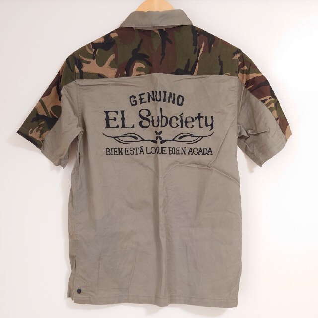 Subciety(サブサエティ)の美品 サブサエティ カモフラージュ カーキ 半袖シャツ メンズのトップス(シャツ)の商品写真