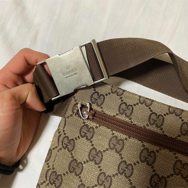 Gucci(グッチ)のGucci ウエストポーチ　ショルダーバッグ メンズのバッグ(ショルダーバッグ)の商品写真