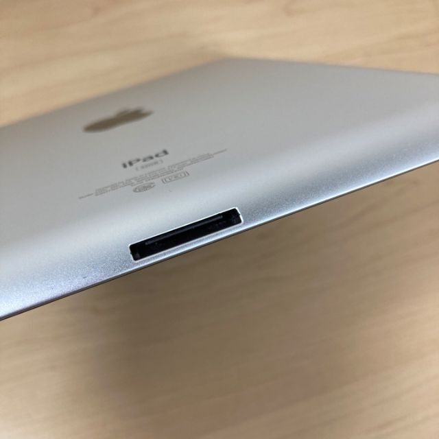 Apple(アップル)のポスト配送【動作確認済】iPad2 Wi-Fi【32GB】A1395 スマホ/家電/カメラのPC/タブレット(タブレット)の商品写真