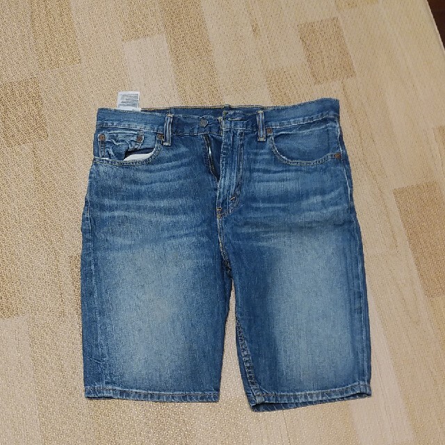 Levi's(リーバイス)のリーバイス　ハーフパンツ レディースのパンツ(デニム/ジーンズ)の商品写真