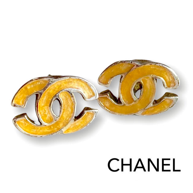 CHANEL(シャネル)のCHANEL◎ピアス◎CC◎シャネル◎ココマーク◎両耳 刻印あり 正規品  レディースのアクセサリー(ピアス)の商品写真