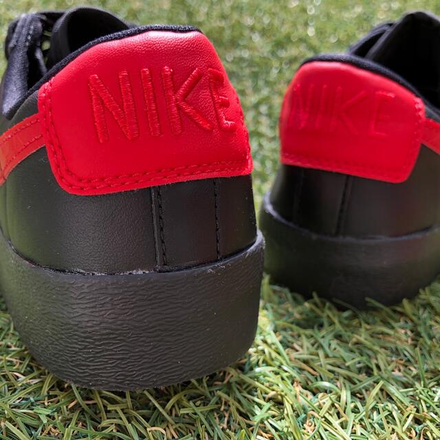 NIKE(ナイキ)の美品23 NIKE BLAZER LOW F ナイキ ブレザーロー C998 レディースの靴/シューズ(スニーカー)の商品写真