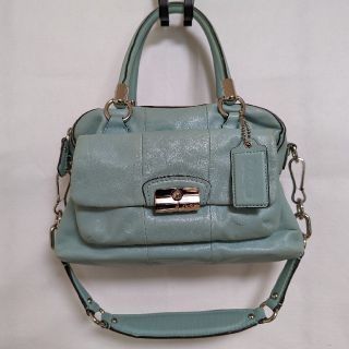 コーチ(COACH)のCOACH エメラルドグリーン ショルダーバッグ(ショルダーバッグ)