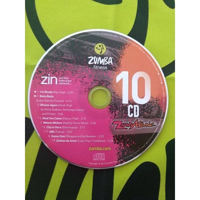 Zumba(ズンバ)のZUMBA ズンバ KIDS 10 キッズ ジュニア CD & DVD エンタメ/ホビーのDVD/ブルーレイ(スポーツ/フィットネス)の商品写真