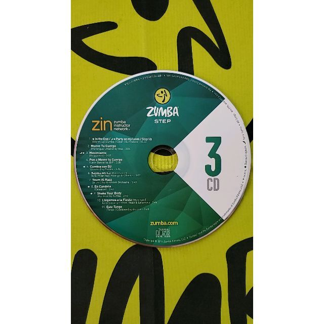 Zumba(ズンバ)のZUMBA　ズンバ　CD＆DVD　STEP3　ステップ３　希少　インストラクター エンタメ/ホビーのDVD/ブルーレイ(スポーツ/フィットネス)の商品写真