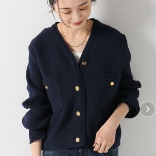 プラージュ(Plage)のPlage ゴールドボタンニットジャケット　新品　即完売品(カーディガン)