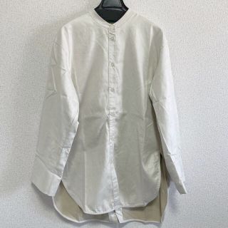 ムルーア(MURUA)の【MURUA】ノーカラーチンツシャツ（アイボリー）(シャツ/ブラウス(長袖/七分))