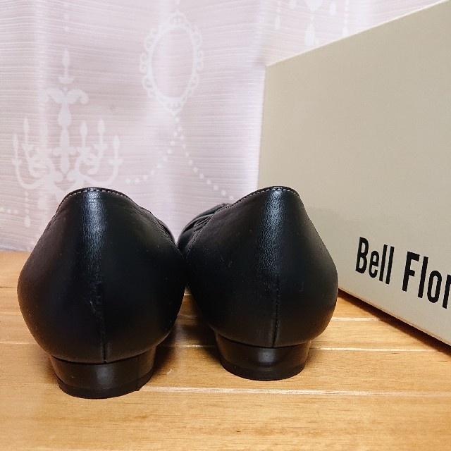 [ベルフローリー] バックルパンプス/黒/23cm レディースの靴/シューズ(ハイヒール/パンプス)の商品写真