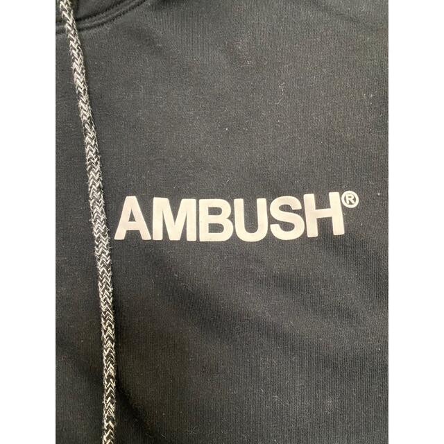 AMBUSH(アンブッシュ)のAMBUSH 定番ロゴフーディー サイズ3 黒 アンブッシュ メンズのトップス(パーカー)の商品写真