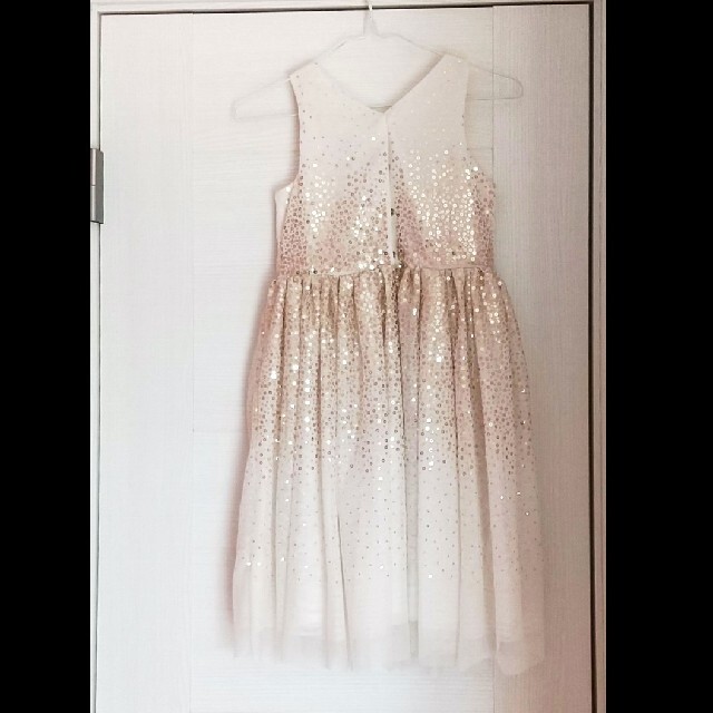 H&M(エイチアンドエム)のH&M ドレス アイボリー 発表会 結婚式 130 8-9歳 キッズ/ベビー/マタニティのキッズ服女の子用(90cm~)(ドレス/フォーマル)の商品写真