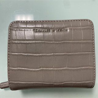 チャールズアンドキース(Charles and Keith)の【チャールズアンドキース】グレー 折財布 財布(財布)