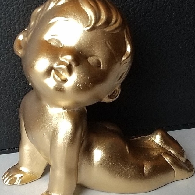 金色の赤ちゃんの置物(7人(7個))材質:陶器大きさ(高さ):約6～9cm