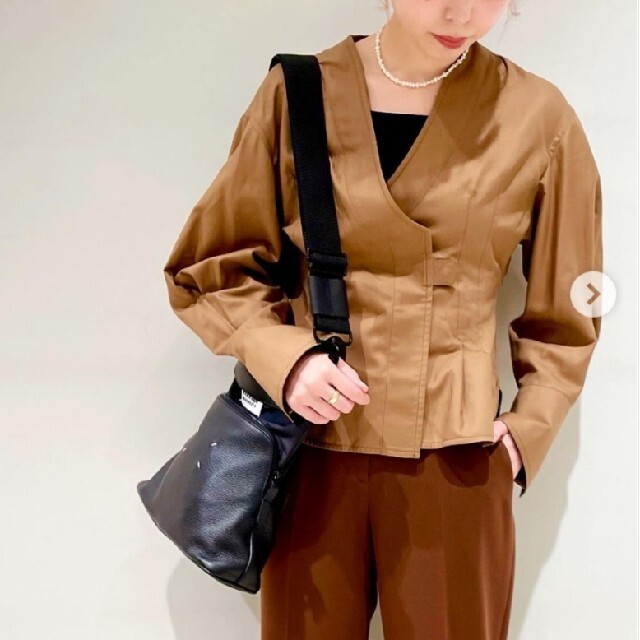 見事な創造力 mame Top Cloth Double Cotton Kurogouchi Mame - シャツ+ブラウス(長袖+七分)