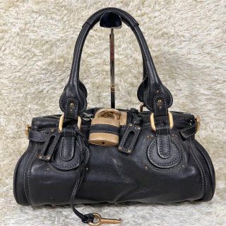 クロエ(Chloe)の【極美品】クロエ パディントン  カデナ　ハンドバッグ　黒　レザー　南京錠(ハンドバッグ)