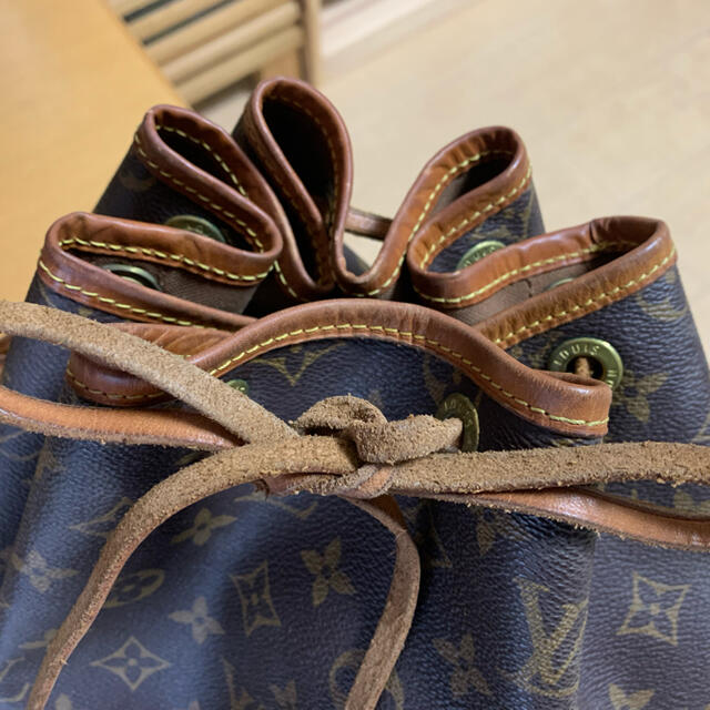 LOUIS VUITTON(ルイヴィトン)のルイヴィトン　モノグラム　ノエ レディースのバッグ(ショルダーバッグ)の商品写真