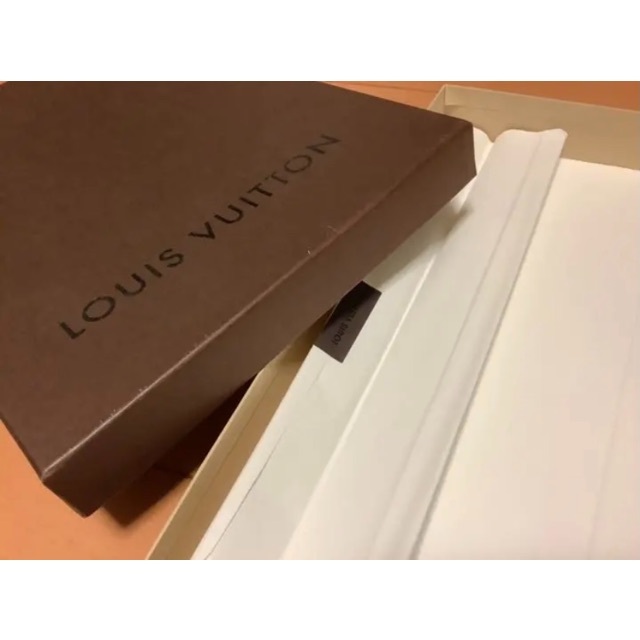 LOUIS VUITTON(ルイヴィトン)の【正規品】ルイ・ヴィトン　ショール　モノグラムデニム レディースのファッション小物(マフラー/ショール)の商品写真