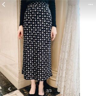 ロキエ(Lochie)のvelours flower mermaid skirt black(ロングスカート)