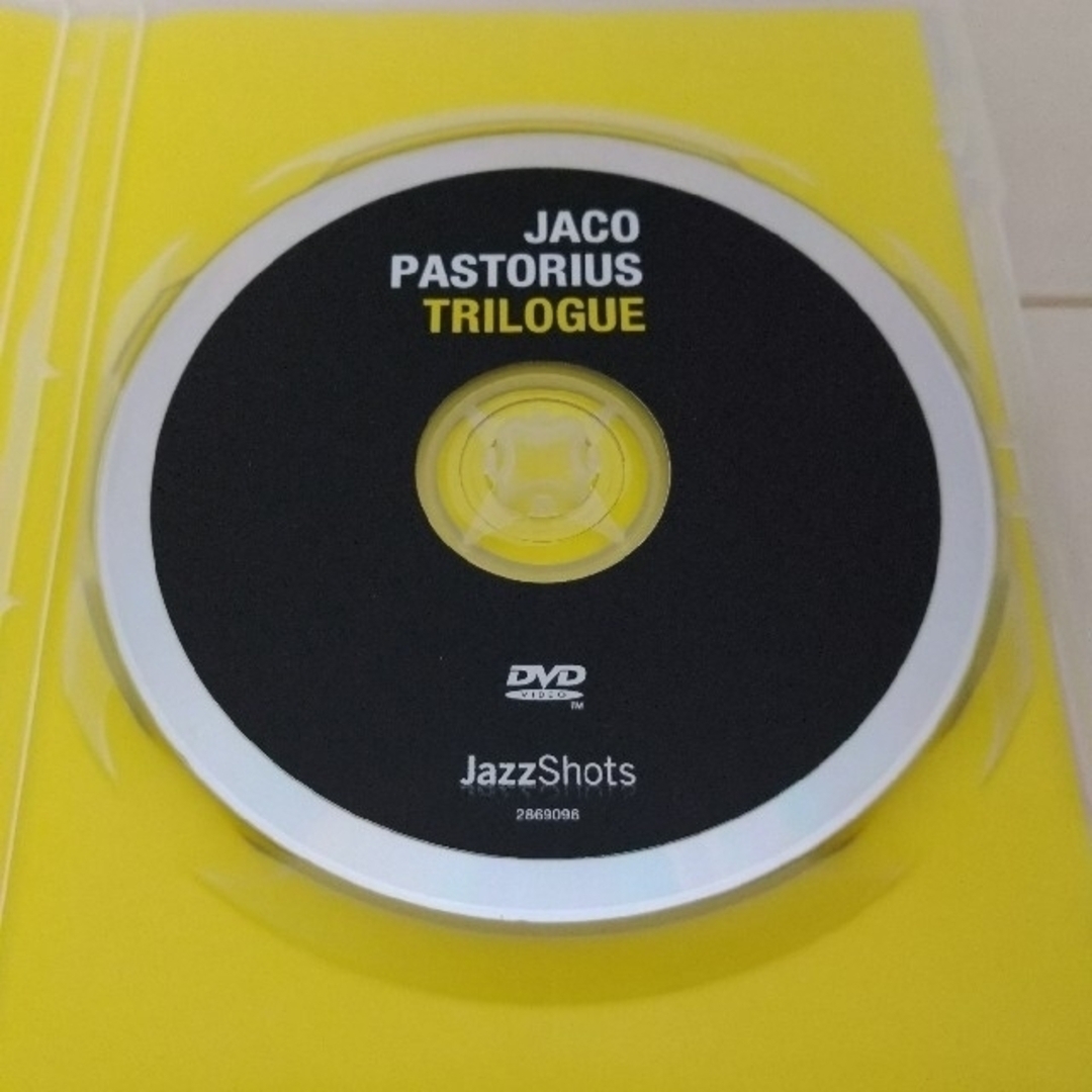 Jaco Pastorius  LIVE DVD 2枚まとめて　美品 エンタメ/ホビーのDVD/ブルーレイ(ミュージック)の商品写真