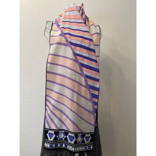 エミリオプッチ(EMILIO PUCCI)の新品タグ付き　エミリオプッチ　　　　　　　　　ロングスカーフ　(バンダナ/スカーフ)