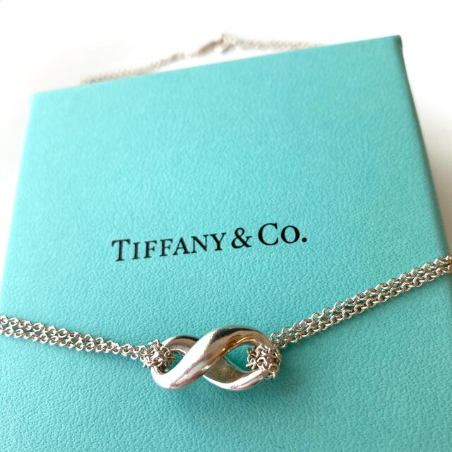 TIFFANYインフィニティシルバーダブルチェーンブレス ブレスレット